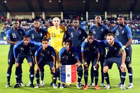 Vous pouvez la suivre sur facebook, sur twitter et retrouvez toutes les informations sur son site internet. Equipe De France On Twitter C Est Reparti 1 0 Fracro