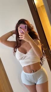 Nour Habal gets her pussy played with and licked by a eager lover to her orgasm