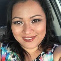 60+ perfiles de «Celina De»