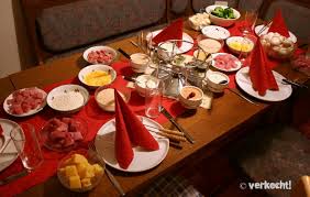 Fondue Bourguignonne Or Fleischfondue In German Is Very Popular In Germany Especially During The Holidays Traditional German Food Best German Food German Food