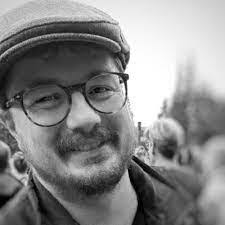 Oscar Miron's Instagram, Twitter & Facebook