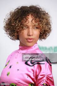 12 Phoebe Collins James Stock Photos, High-Res Pictures, and Images