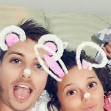 Authority: Become an Expert, Build a Following, and Gain Financial  Independence : Nathan Barry: Amazon.in: किताबें