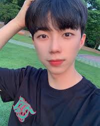 임마누엘 Manuel Lim (@mannylonq_dkus) • Instagram photos and videos