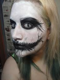 Black And White Halloween Makeup Ideas Creepy Black And White Face Paint Halloween Makeup White Black Homemade White Face Paint Face Painting Halloween Black And White Face