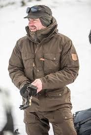 Fjallraven Sarek Set 2 Trekking Jacket Outdoor Outfit European Fashion Men