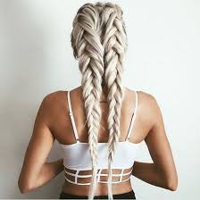 Bye Bye Pferdeschwanz 30 Zopffrisuren Die Wir Ab Heute Tragen Geflochtene Frisuren Zopffrisuren Frisuren