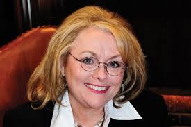 Debra Smith Embraces Change| Pool & Spa News