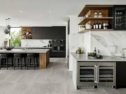 This Signature By Metricon Riviera Flagship Five Bedroom Five Bathroom Home Has Set A New Benchmark For Contempora Kitchen Design Kitchen Inspirations Kitchen