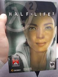 Anyone know about this boxed edition of Half-Life 2? I haven't been able to  find anything