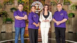 Anoche, masterchef méxico llegó a su esperado final en donde adriana, representante de sinaloa se coronó como la vencedora de esta contienda culinaria, poniendo en alto sus orígenes a través de sus platillos. P 6s Gzlr2i5im