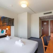 This hotel is 4.6 mi (7.3 km) from stedelijk museum and 4.6 mi (7.4 km) from leidseplein. New West Inn Amsterdam Ex Tulip Inn In Amsterdam Netherlands From 59 Photos Reviews Zenhotels Com