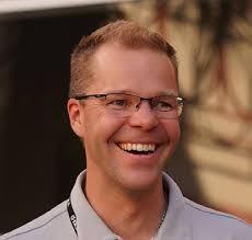 THE OFFICIAL NEWSLETTER OF LIA