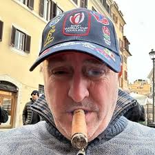 واحد من أعظم الممثلين على الإطلاق. العمر الطويل كلينت إيستوود 💙🌹✨