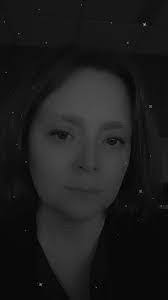 Bobbie Manion's Instagram, Twitter & Facebook