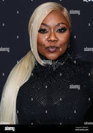 Sara Bivens's Instagram, Twitter & Facebook