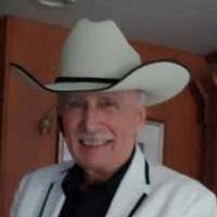 Dylan Peltier's Instagram, Twitter & Facebook