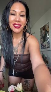 Understanding the Struggles of Hot Weather Beauty