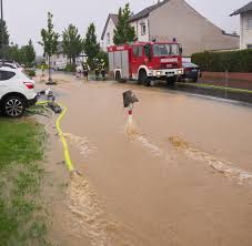 Sogar eine unwetterwarnung wurde schon vom deutsche wetterdienst ausgesprochen. Unwetter Unwetterwarnungen Aktuelle News Bilder Nachrichten Welt