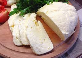 как сделать брынзу из коровьего молока в домашних условиях видео Syr Brynza Delaem V Domashnih Usloviyah