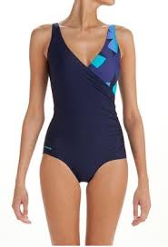 À pois, à fleurs, à rayures ou unis… quelque soit vos envies nous avons le maillot qu'il vous faut. 9 Maillots De Bain Decathlon Grande Taille Femme En 3xl Taille 54 56