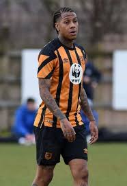 Setelah itu, abel hernandez dengan mudah langsung menanduknya dan mengarahkan bola ke dalam gawang tahiti tanpa bisa diantisipasi oleh penjaga gawang gilbert meriel. Abel Hernandez Birthday Real Name Age Weight Height Family Contact Details Girlfriend S Bio More Notednames