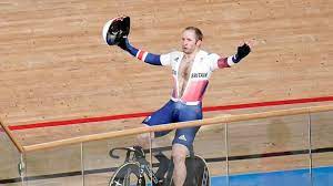 Image captioncyclists jason and laura kenny became parents in 2017. A7drw04m5j4pam