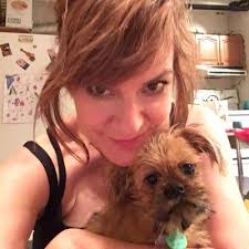 Renée Hackett (@renhackett)