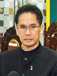 On wednesday, judge shahrie ismail dismissed the suit, filed in late 1995, after noting that tan sri halim, one of malaysia's wealthiest businessmen and renong's controlling shareholder, had repeatedly failed. Halim Saad S Rm2 Billion Lawsuit Against Government Defence Strategy Revealed Din Merican The Malaysian Dj Blogger