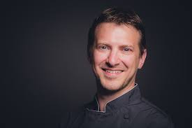 Meet Eric Robbins, Head Chef at Uncorked Kitchen