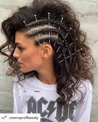 Discover trending short hairstyles for women over 40, 50, and 60 and for women with thick, thin and 10. 15 Incredibly Cute New Year S Eve Hairstyles 2020 Tutorials Included Long Hair Styles Short Hair Styles Hair Styles
