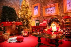La grotta di babbo natale si trova ad ornavasso. Dove Trovare La Casa Di Babbo Natale In Italia Mamma In Viaggio