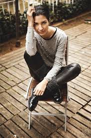 Emmy Odulleri Ne Aday Olan Tuba Buyukustun Kimdir Moda Estilo Actrices