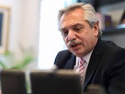 Llega Fernández para entregar 91 viviendas en Valle Chico