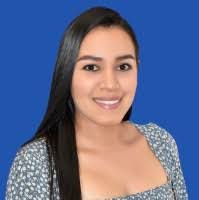 Jennifer Parada's Instagram, Twitter & Facebook