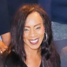 Bernadette Ellis Smith (@BernadettEllis)