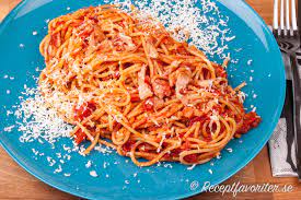 Easter fish recipes / fish molly molee kerala styl. Pasta Med Bacon Och Tomat