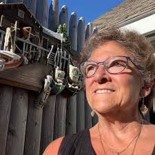 Does anyone have memories of the Buffet Downstairs Lounge in Bristol,  Connecticut?