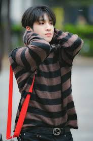 Pin By Univick On Pentagon Pentagon Pentagon Wooseok Winter Scarf