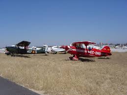 Ivap (cliente para pilotos que deseen conectarse a ivao utilizando el simulador de vuelo) e ivac (cliente para controladores de tráfico aéreo que desean simular las operaciones normales de los aeropuertos). Cuatro Vientos Aeropuerto Mapio Net