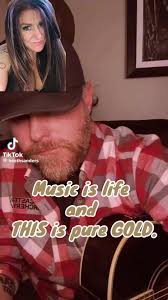 This is solid gold. #90scountry #iwannabelovedlikethat #heathsanders @Heath  Sanders