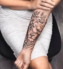 Tatouage Avant Bras Pour Femme Le Guide Ultime 44 Idees Uniques De Conception Tatouage Zenidees