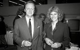 В детстве переживал нападки одноклассников, которые любили в 1973 году камилла и эндрю поженились. Princ Charlz I Kamilla V Molodosti Byli Beznadezhno Vlyubleny Drug V Druga Lifestyle Seldon Novosti