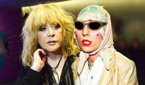 Жанна агузарова — синяя птица (2009). Alla Pugacheva Zhanna Aguzarova Pevica Primadonna Konflikt Poslednie Novosti Shou Biznes Dni Ru