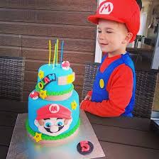 Afin de bien décorer votre gâteau vous cherchez une déco gâteau anniversaire 5 ans ? Sabrina Bernier On Twitter Depuis 5 Ans On Partage La Meme Date D Anniversaire Et Le Meme Gateau Alors Cette Annee On Avait Un Gateau De Mario Bros Lui Pour Ses 5 Ans