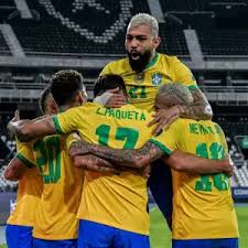 Os novatos sofrem, mas também se divertem. Tuor0z2nblvf7m