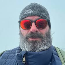 Jamie Hillis's Instagram, Twitter & Facebook