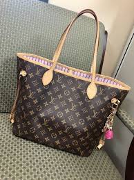 Retired Limited Edition Louis Vuitton Neverfull Mm With Ballerine Pink Interior Louis Louis Vuitton Handbags Louis Vuitton Handbags Neverfull Louis Vuitton