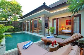 Three bedroom villa jepun features enclosed living, dining and kitchen plus upstairs gazebo. Rent Villa Ashna 3 Bedrooms Sleeps 6 Pool Seminyak Bali 651e9