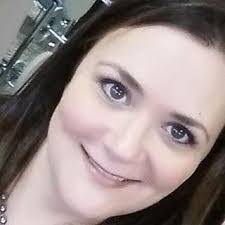 Tamara Munson's Instagram, Twitter & Facebook